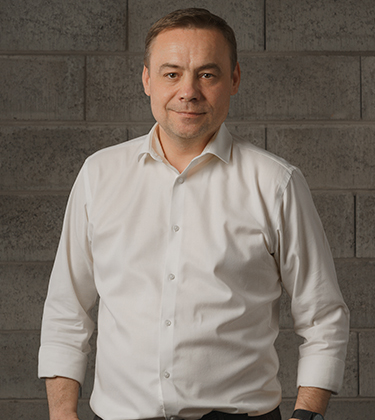 Сергей Булатов